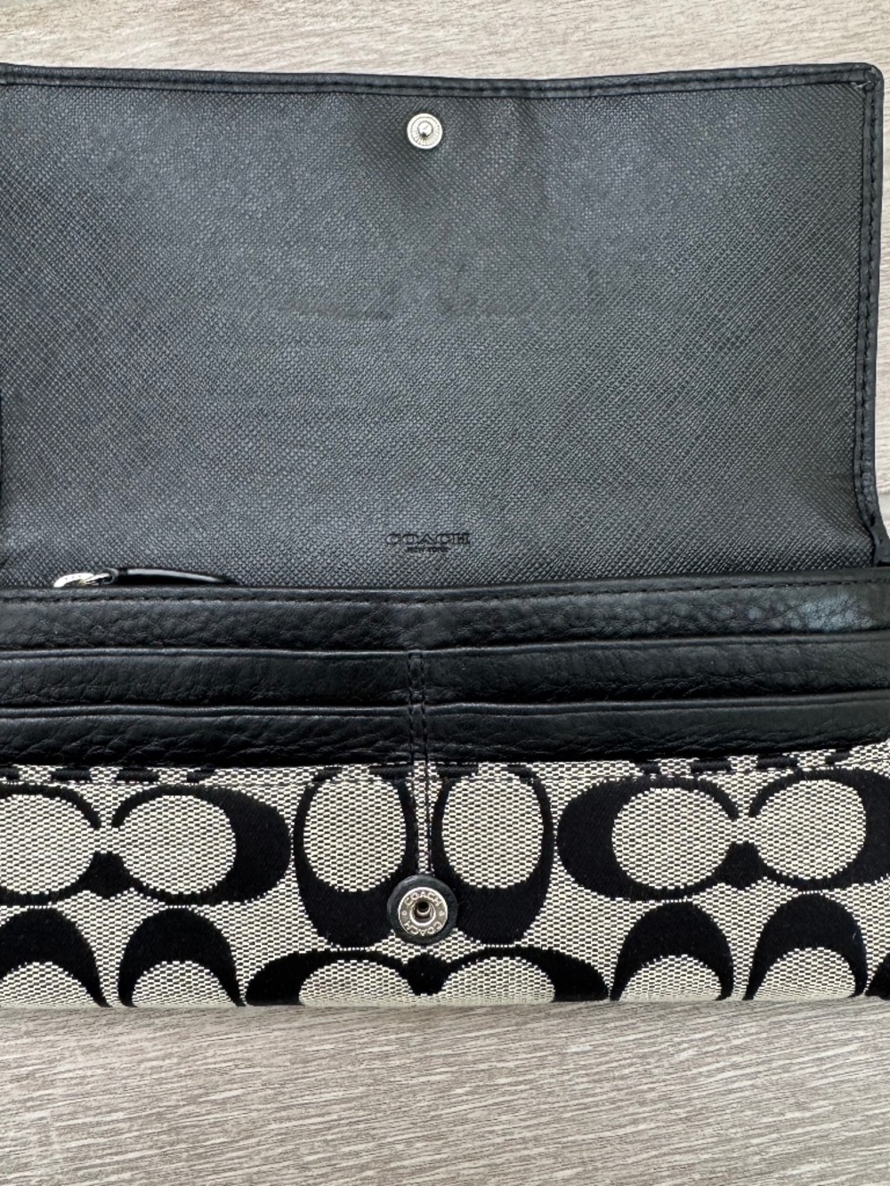 Coach Wallet - Picture 3 of 5